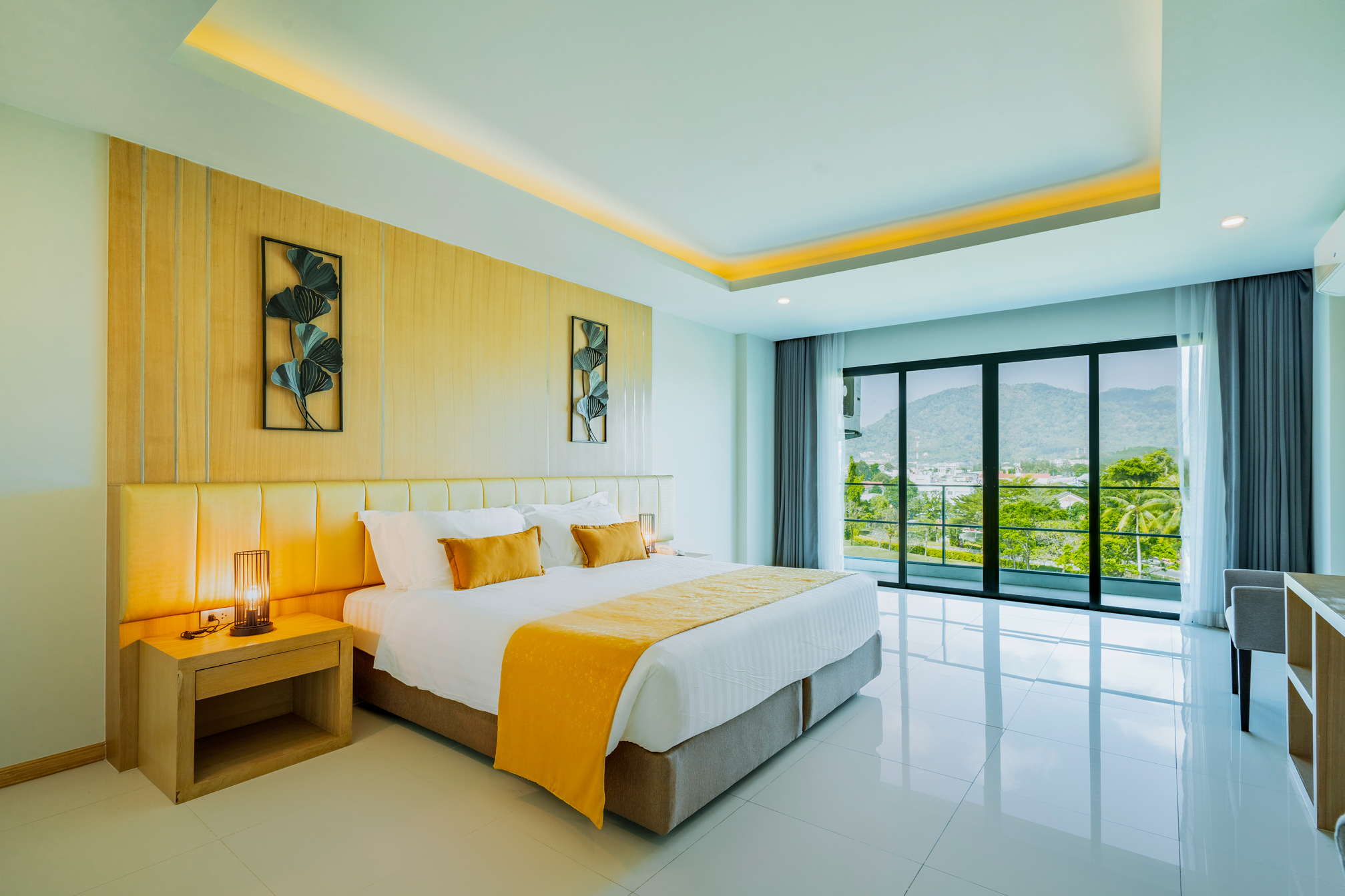 Grand Deluxe Room
